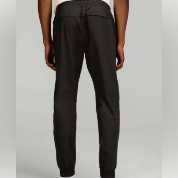 Lululemon ABC Jogger Warpstreme in Black Men's Size Medium - Picture 8 of 9